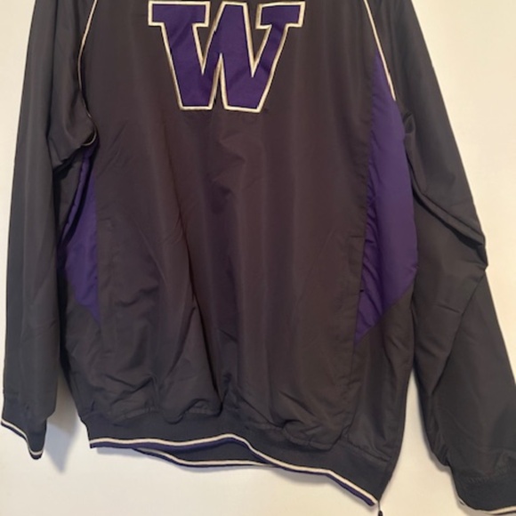Washington Huskies wind breaker - Picture 2 of 9